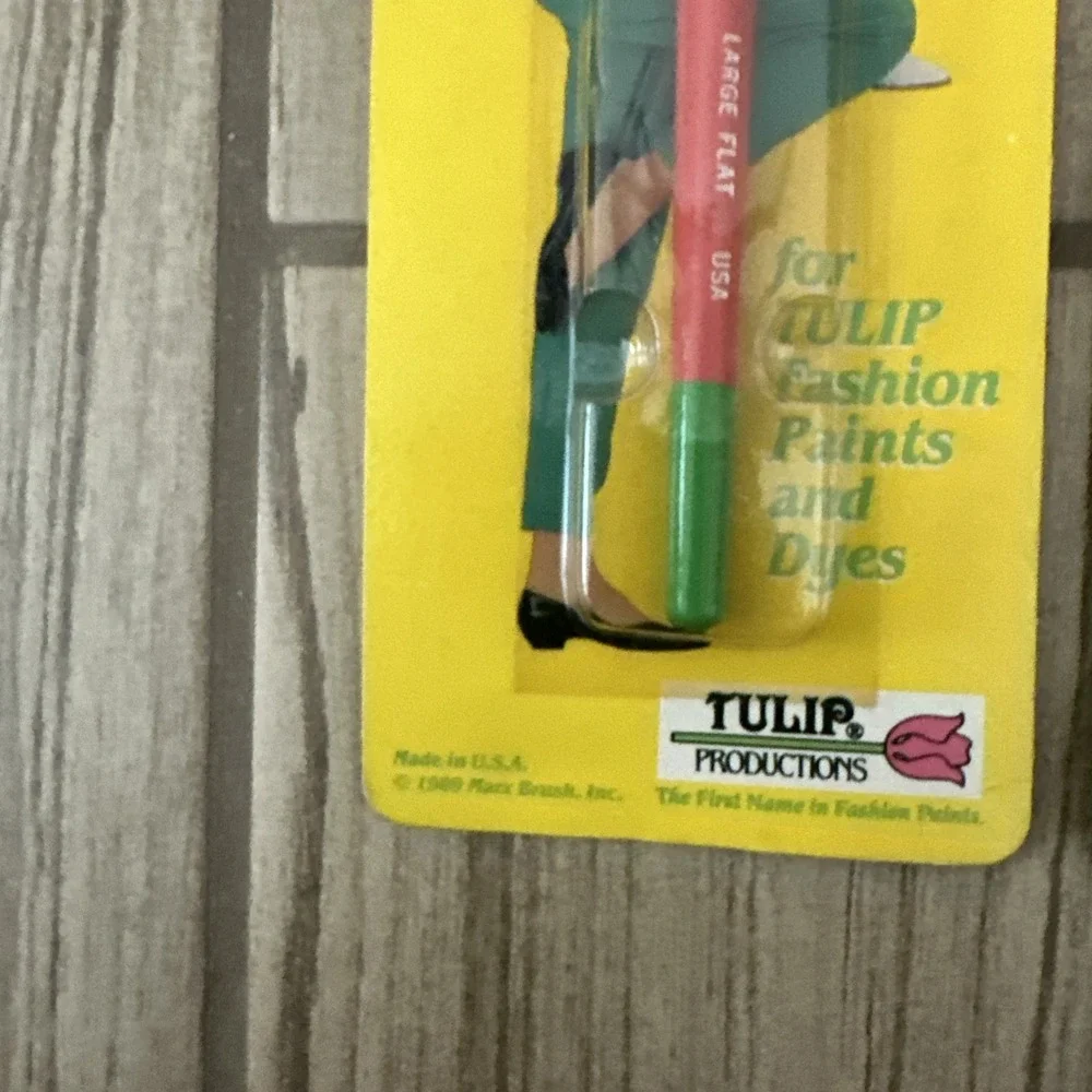 Lot Of 2 Vintage Tulip Products Soft Fabric Painting Brush